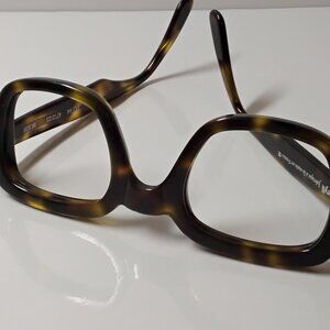 Maryll French  Unisex  Men/Women Tortoise Eye frames